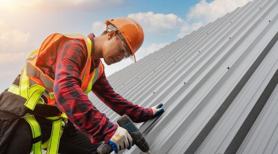GAF certified roofer in Brockton, MT